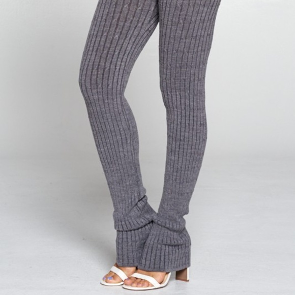 *Back In Stock* Heather Grey &Red Stacked Leggings - Picture 3 of 7